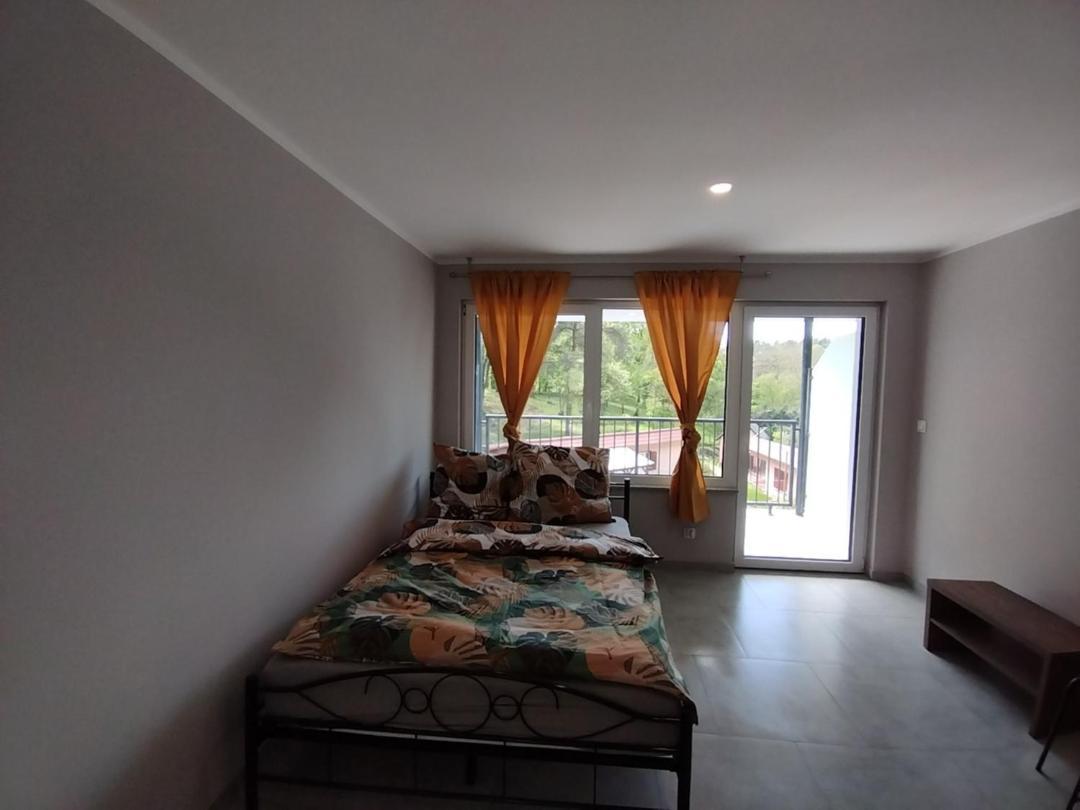 Apartamenty Przy Jeziorze Dlugie  ภายนอก รูปภาพ